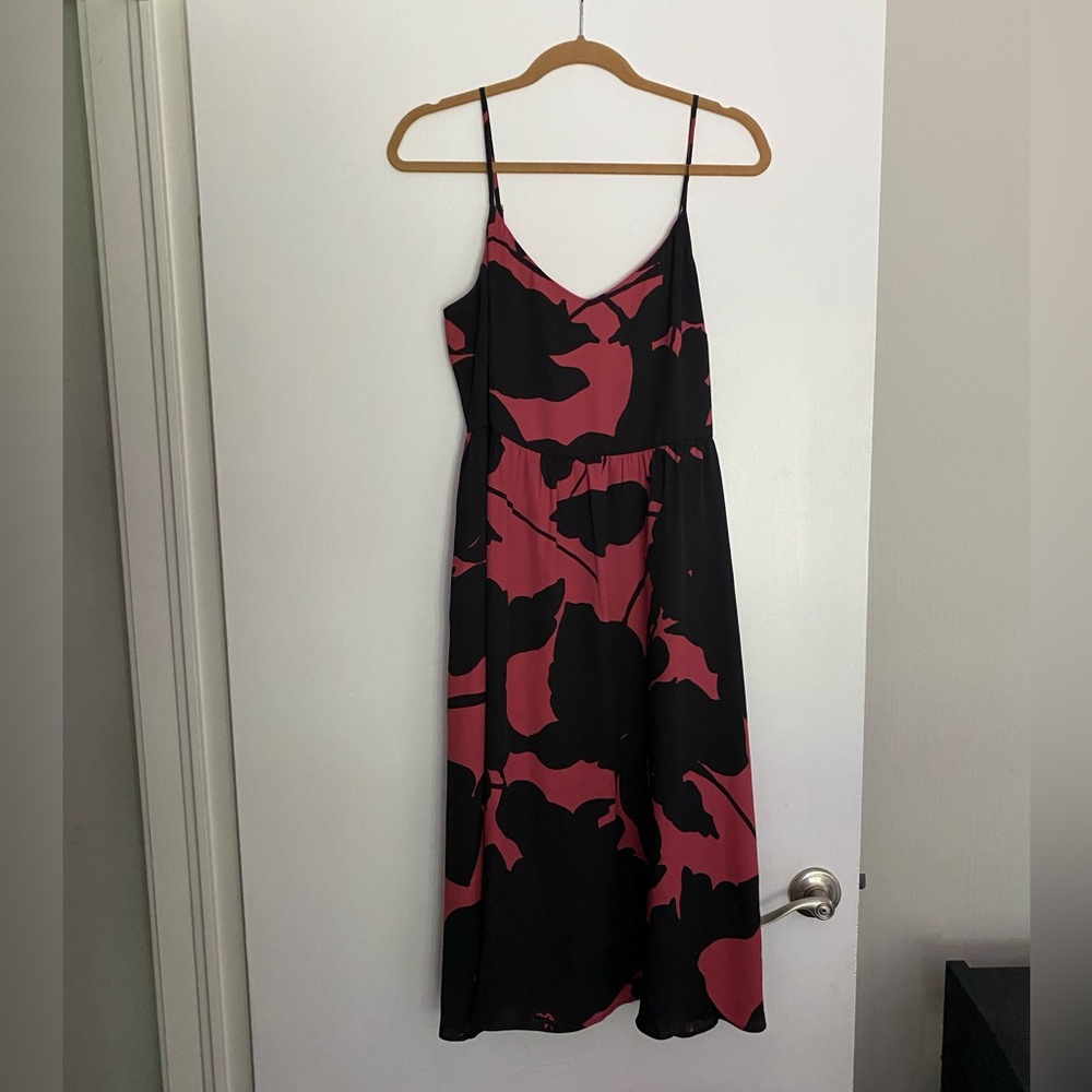 LOFT Large Print Floral Midi Dress - Size 4